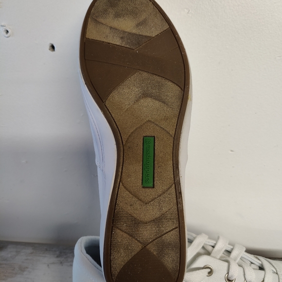 Shoes Womens 85 White Shoes Poshmark